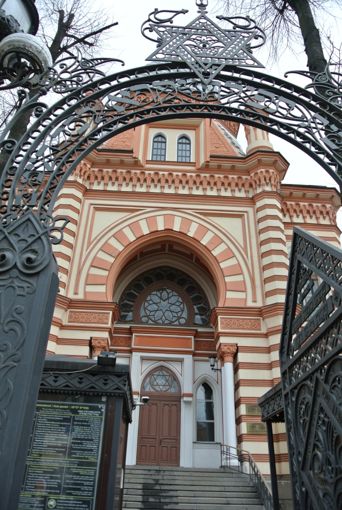 L'entrée de la Grande Synagogue chorale